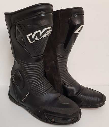 Black leather - w2,