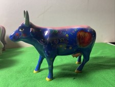 Cow parade big - cow,