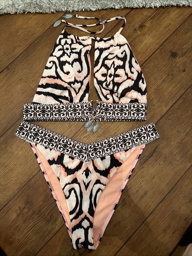 River island poolside size - river,