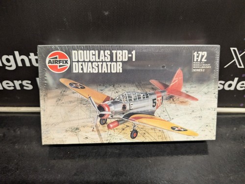 Airfix 02022 douglas sbd - airfix,