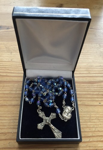 Pretty italian blue iridescent - italian,