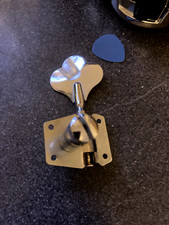 Single Ibanez bass guitar tuning peg