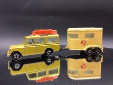 Matchbox Superfast No.12 LandRover & Horse box