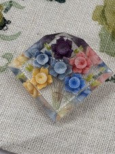 VINTAGE 1950s reverse carved