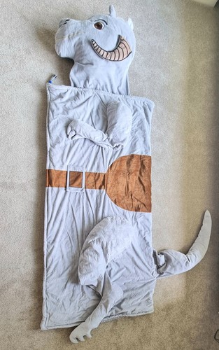 Star wars tauntaun - star, sleeping