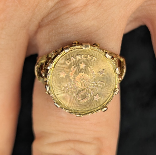 Vtg 80s solid 10k gold - gold, cancer
