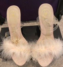 Heels with feather detail - no