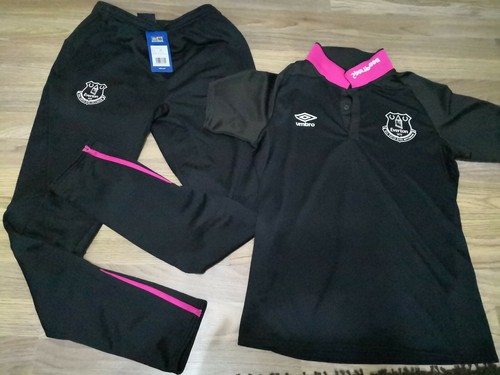 Everton football training - football,