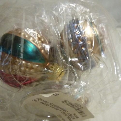 Vtg old world - old,