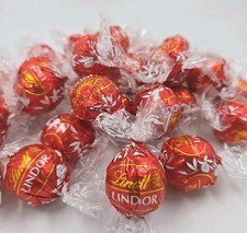 Lindt Lindor Milk Chocolate Truffles Bag - Approx 80 balls, 1kg - Sold Loose
