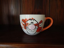 Disney Store Winnie The Pooh’s Tigger Large Ceramic Coffee/Tea/Soup Mug