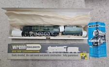 RARE WRENN W2239 4-6-2 B.R GREEN EDDYSTONE  BOXED. SUPERB CONDITION. 