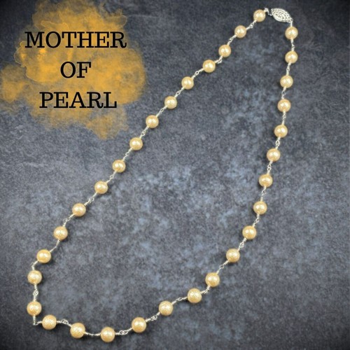Mother pearl necklace - mother,