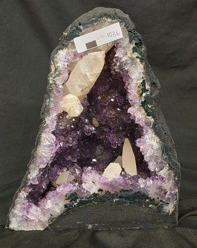 Amethyst crystal geode 1036 - amethyst,
