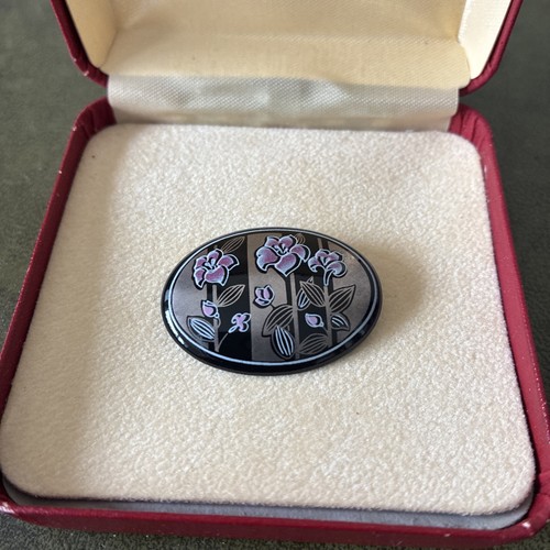 Vintage enamelled brooch - , pin
