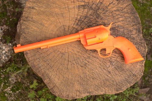 Single action army revolver - single,
