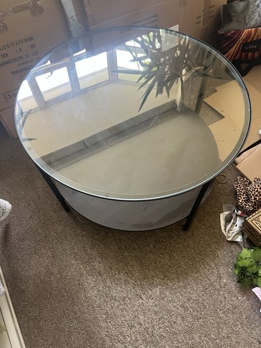 Glass round coffee table - coffee,