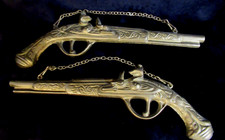 Pair retro vintage solid brass wall hanging 11" flintlock pistols Home  decor