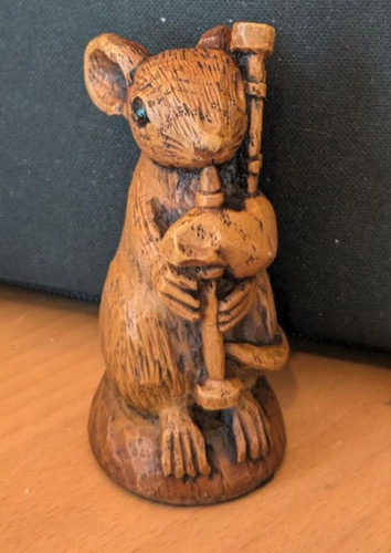 Church mouse playing bagpipes - mouse,