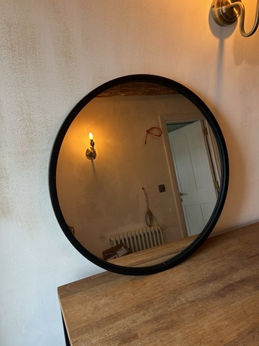 Black circular rubber mirror - black,