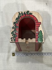 Bigjigs Red Tunnel for Wooden Train Track 18cm L x 11cm W x 10.5 cm H