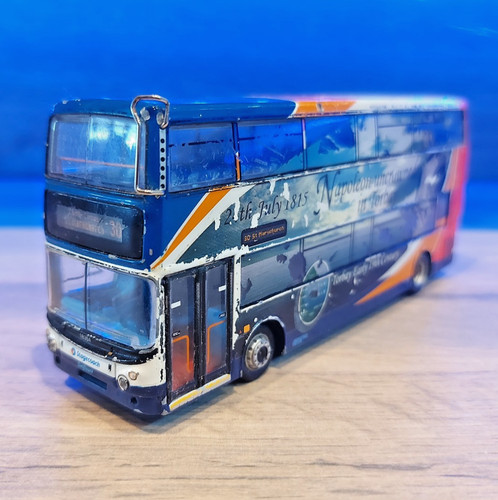 Cmnl ukbus 1033 - cmnl,