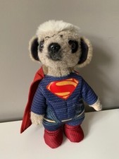 Compare the meerkat toy Sergei Meerkat as Superman