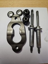 Mazda 3 6 CX-5 2.2D Diesel Fuel Injector Holder Bracket Price Per  1 EACH