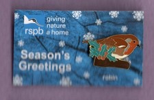 RSPB Pin Badge - Robin (holly