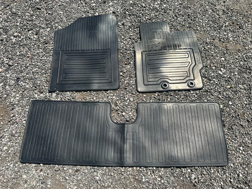 Genuine toyota yaris - toyota,