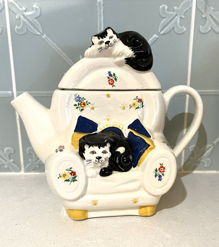 Vintage cats chair - vintage, teapot