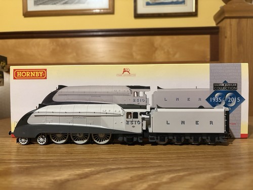Hornby r3307 lner - hornby,