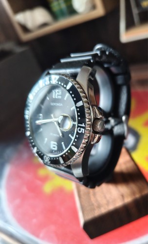 Sekonda men metres - sekonda, divers
