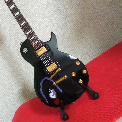 Paul stanley type miniature - type,