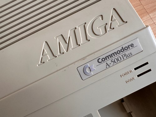 Amiga commodore a500 - commodore, a500+