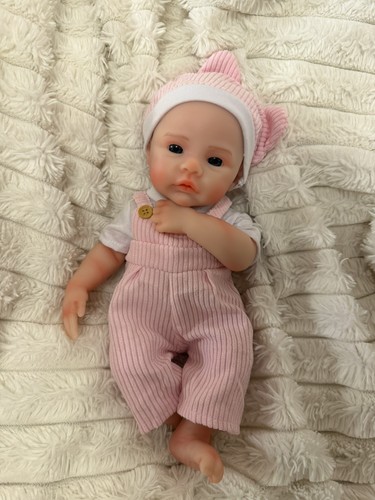 Reborn preemie awake full - preemie,