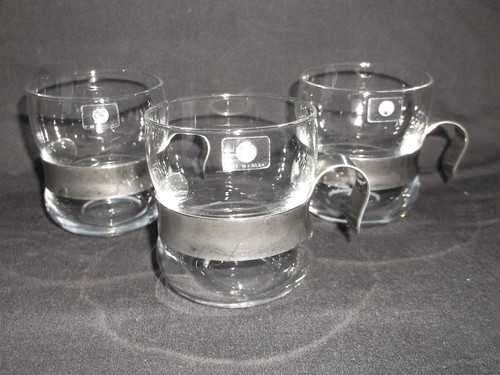 Three vintage finish - three,