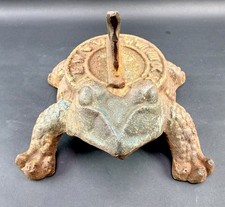 Frog Sundial, Cast Iron