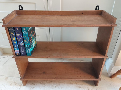 Vintage tier book shelves - tier,
