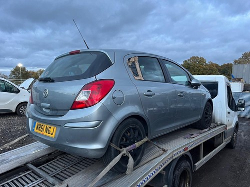 Vauxhall corsa facelift - corsa, d