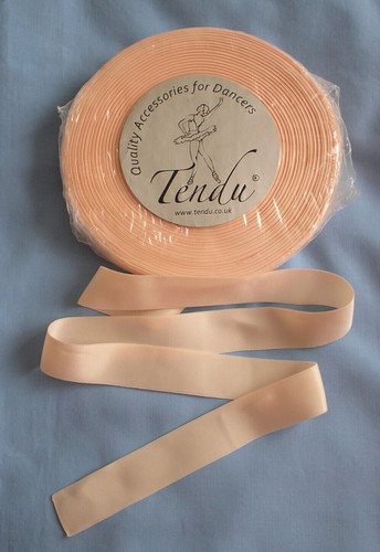 Tendu pointe shoe - shoe, ribbon