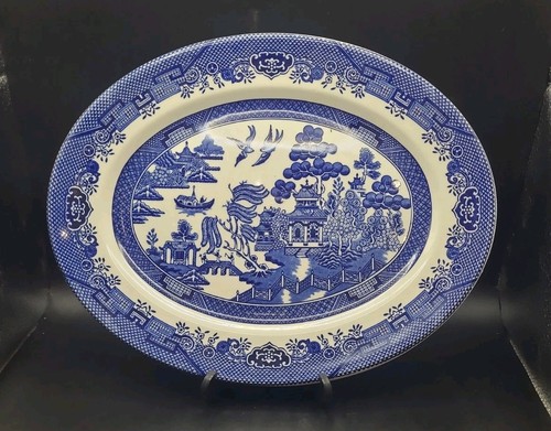 Churchill blue willow pattern - churchill,