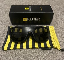 VonZipper Von Zipper Defender Black Polarised Sunglasses Glacier / Water