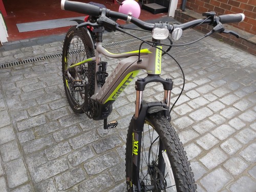 Giant fathom bike - fathom,