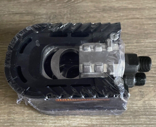New folding bike pedals - ***new***,