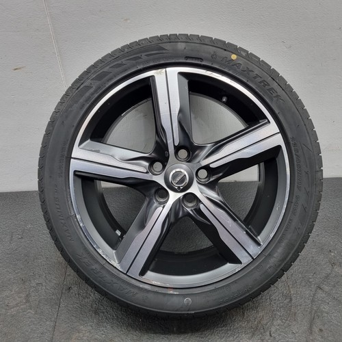 2018 volvo v40 - r-design, 17"