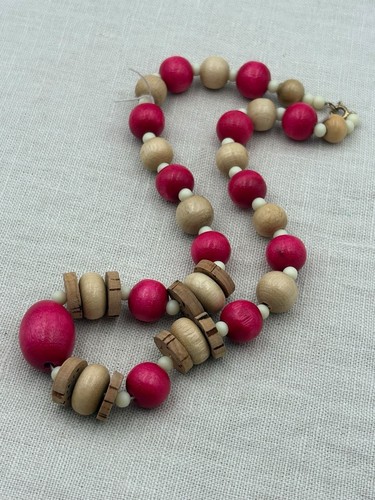 Vintage wooden bead necklace - bead,