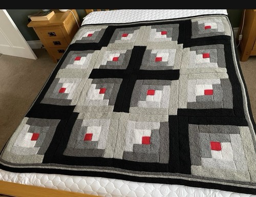 Large hand knitted - large, log