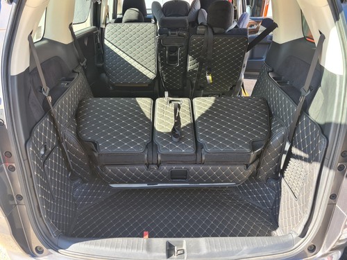 Customised boot trunk - trunk, mats