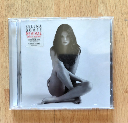Selena gomez revival - revival, deluxe